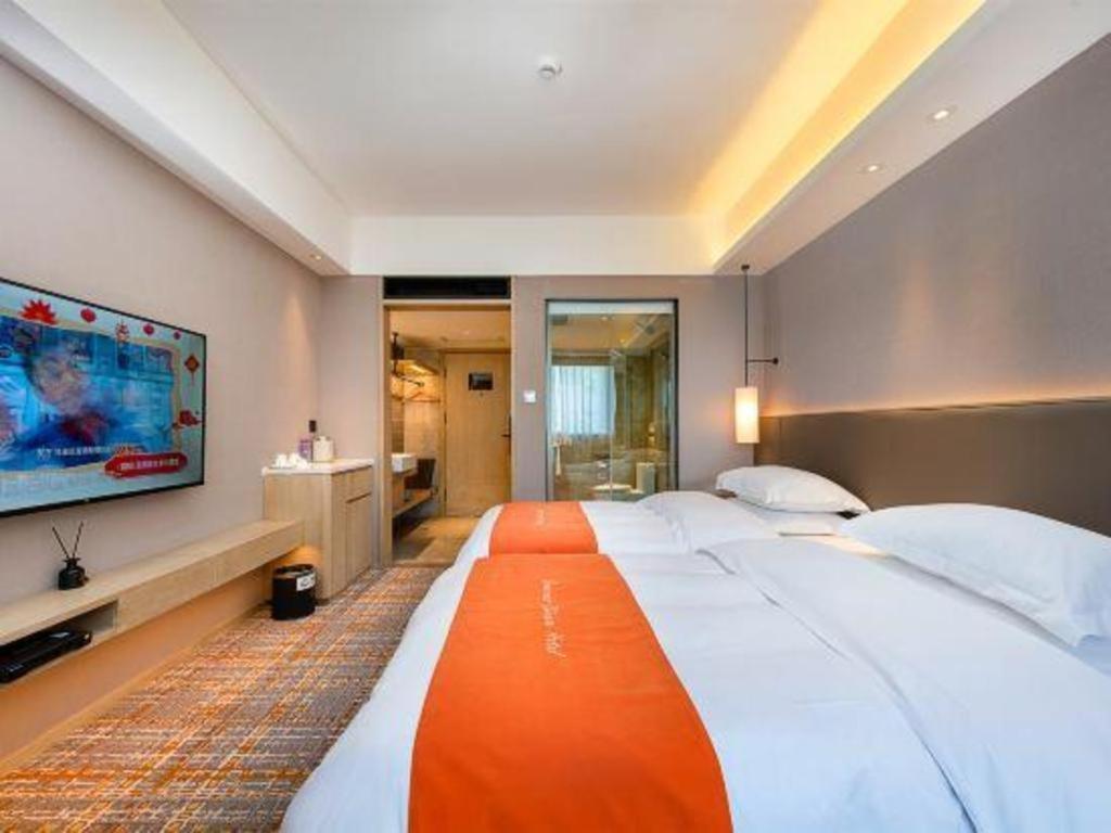 Overseas Chinese Hotel Zhuhai Exterior photo