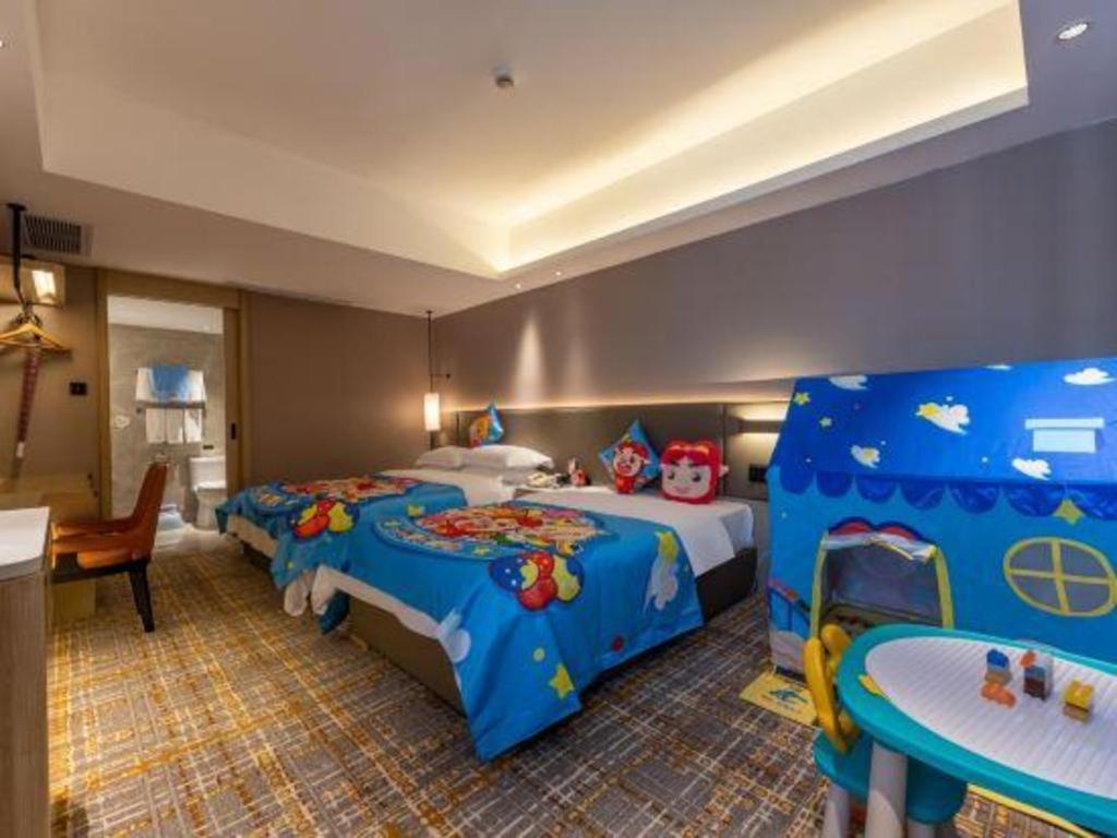 Overseas Chinese Hotel Zhuhai Exterior photo
