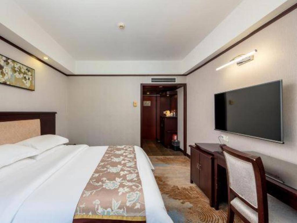 Overseas Chinese Hotel Zhuhai Exterior photo